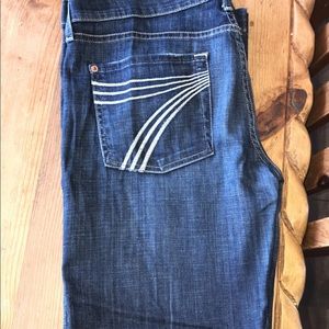 Seven For all mankind size 33